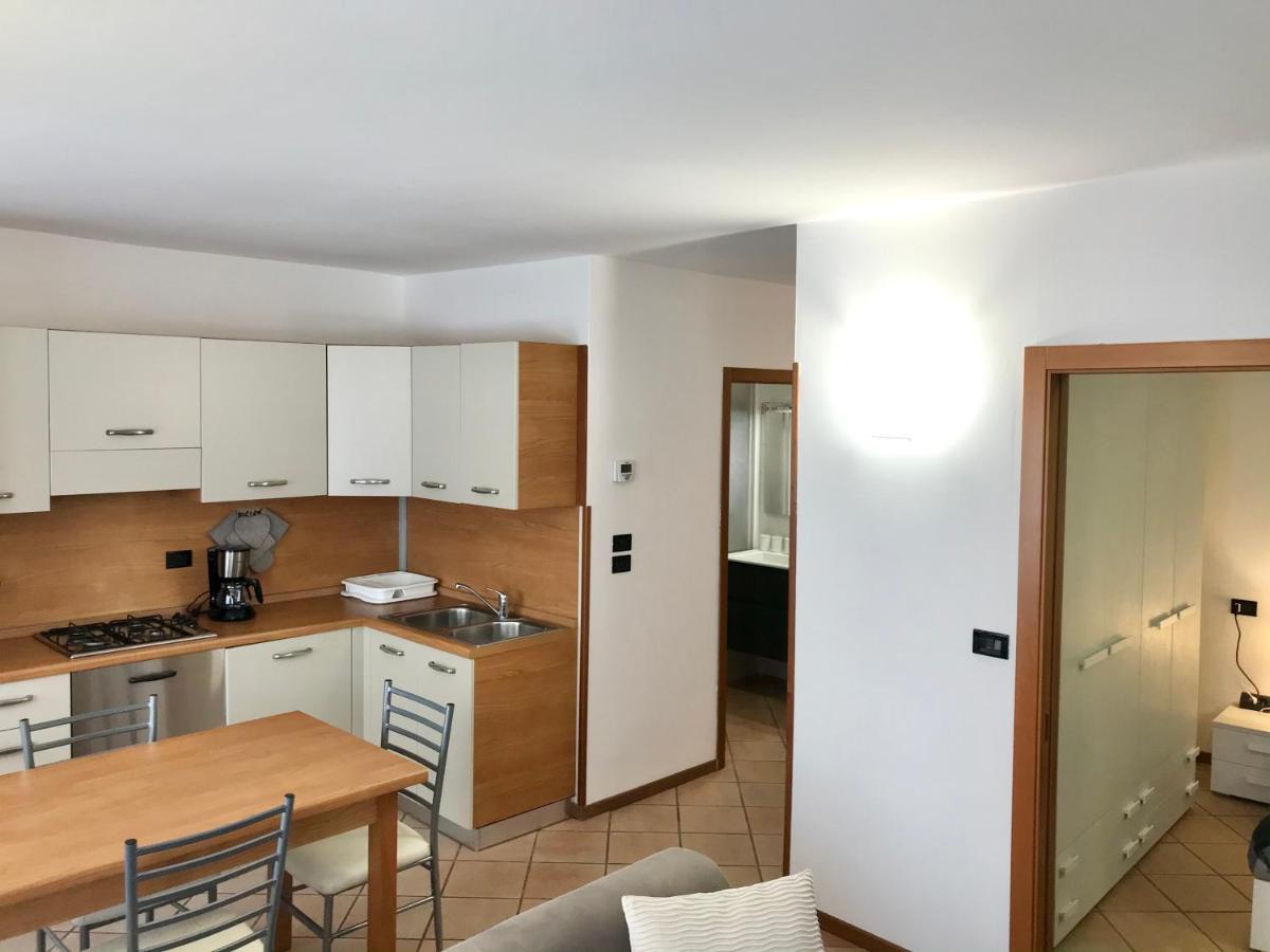 Il Ciottolo Apartments Malcesine Bagian luar foto