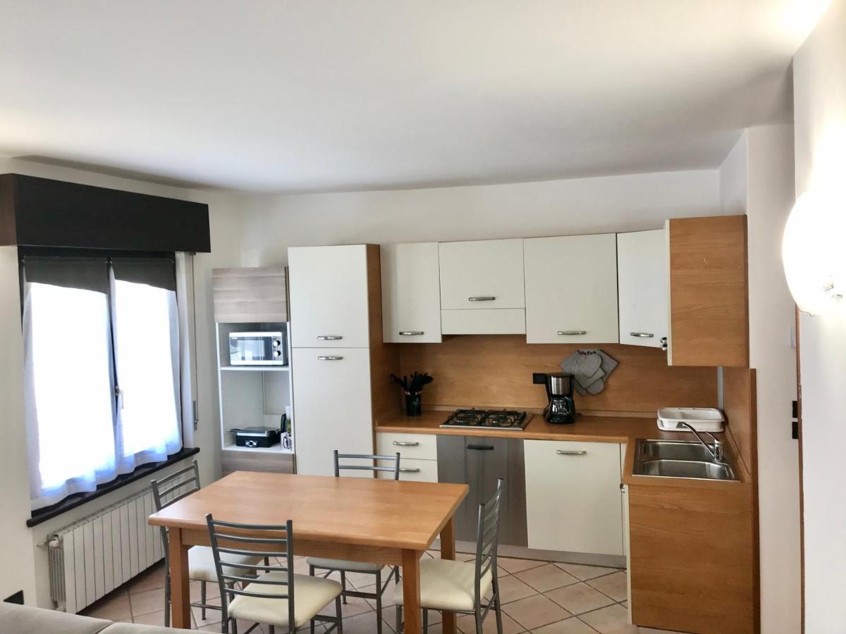 Il Ciottolo Apartments Malcesine Bagian luar foto