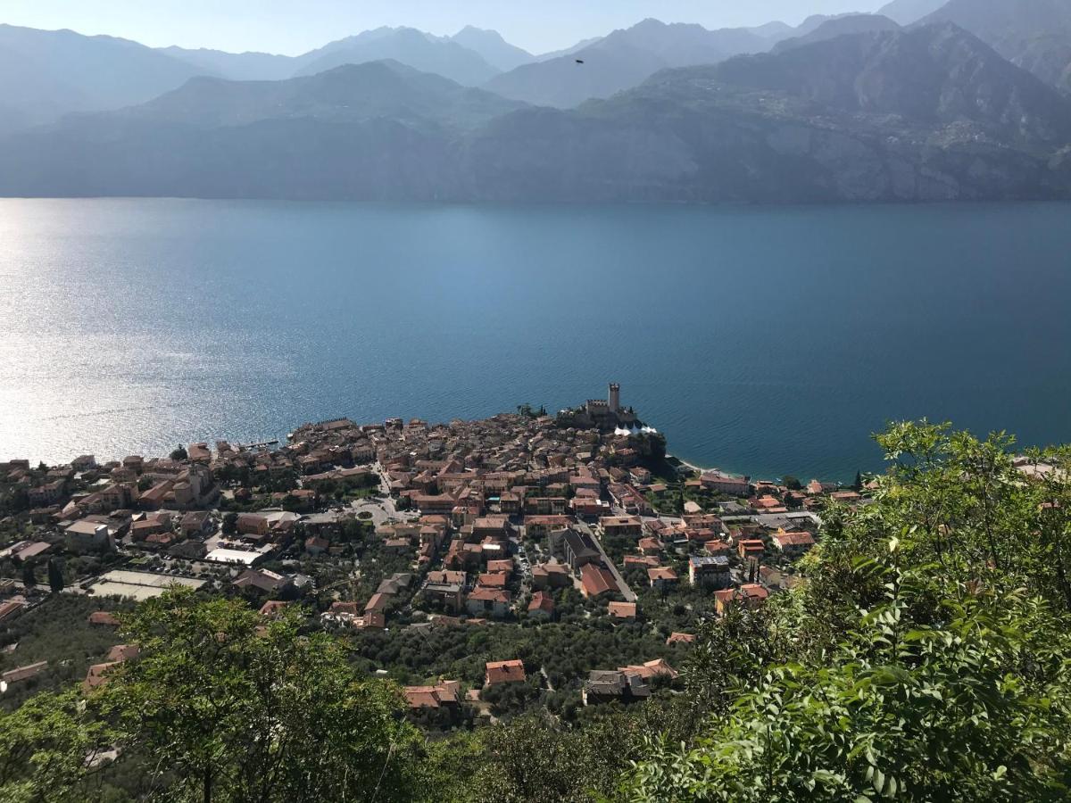 Il Ciottolo Apartments Malcesine Bagian luar foto